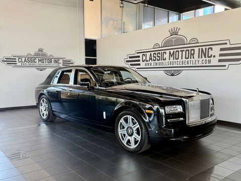 Used 2015 Rolls-Royce Phantom Sedan RWD image 1