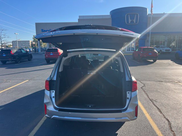 New 2027 Honda Odyssey Touring image 7