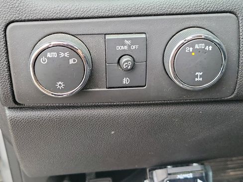 Used 2013 GMC Yukon SLE AWD/4WD image 30