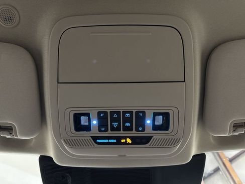 Used 2023 Ford Explorer XLT w/ Equipment Group 202A image 26