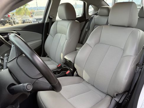 Used 2014 Buick Verano FWD image 10
