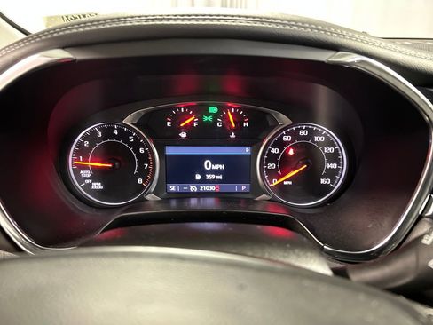 Used 2025 Chevrolet Blazer LT FWD image 15