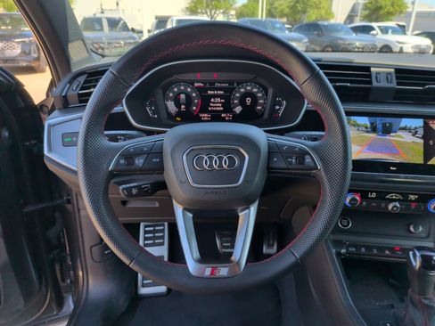 Used 2025 Audi Q3 2.0T Premium Plus w/ Premium Plus Package AWD/4WD image 20