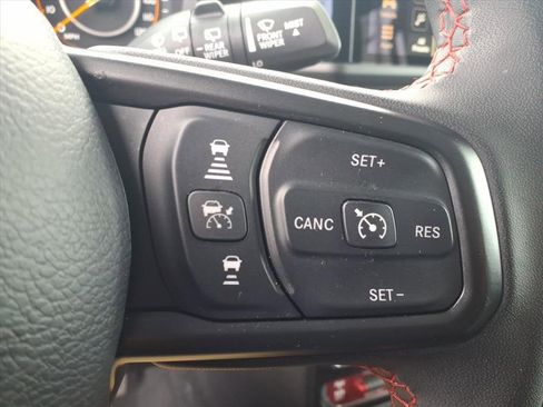 Used 2024 Jeep Wrangler Rubicon image 19