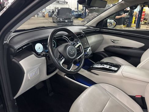 Certified 2023 Hyundai Tucson Limited AWD/4WD image 9
