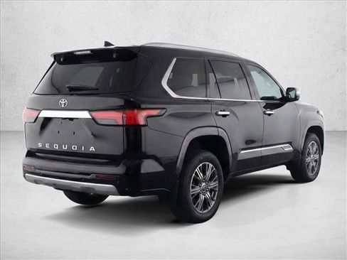 Used 2024 Toyota Sequoia Capstone image 7