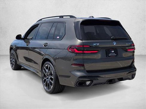New 2026 BMW X7 xDrive40i w/ M Sport Package AWD/4WD image 8