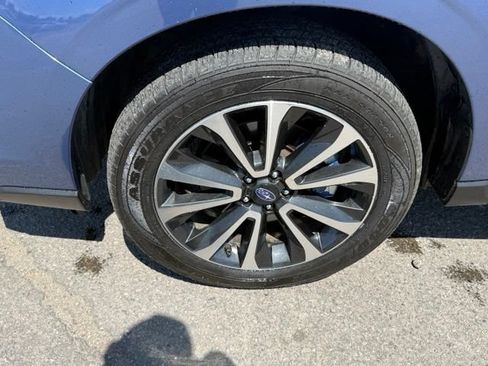 Used 2018 Subaru Forester 2.0XT Premium AWD/4WD image 11