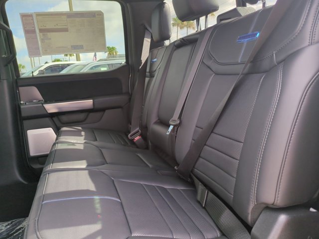 New 2026 Ford F250 Platinum w/ FX4 Off-Road Package AWD/4WD image 14