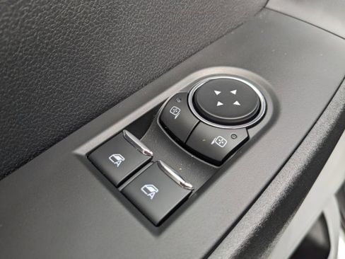 Used 2024 Ford F350 XL w/ XL Chrome Package image 15