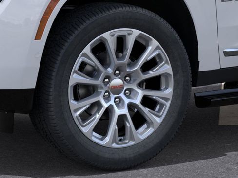 New 2026 GMC Yukon Denali w/ Sun & Power Step Package image 33