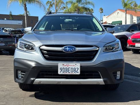 Used 2022 Subaru Outback Limited image 3