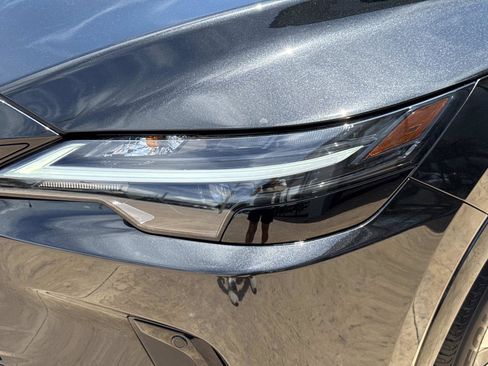Used 2023 Lexus RX 350 Premium w/ Accessory Package (Z1) FWD image 9