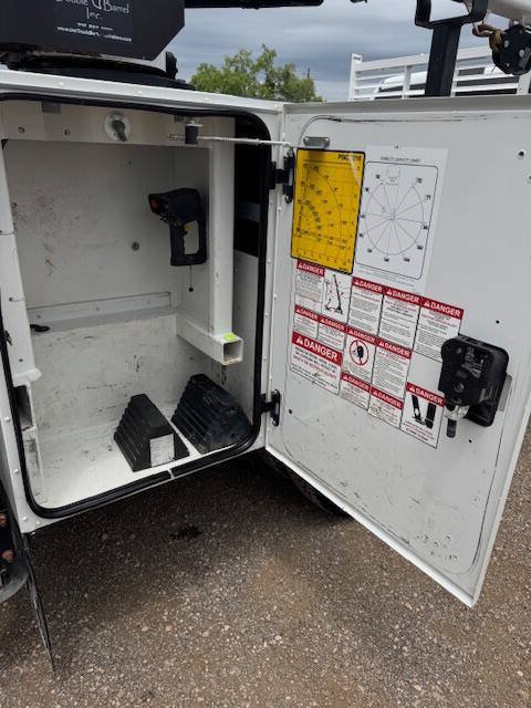 Used 2024 RAM 3500 Tradesman AWD/4WD image 20