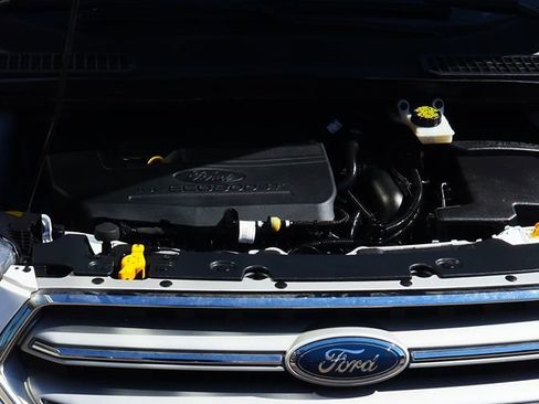 Used 2018 Ford Escape SE image 56