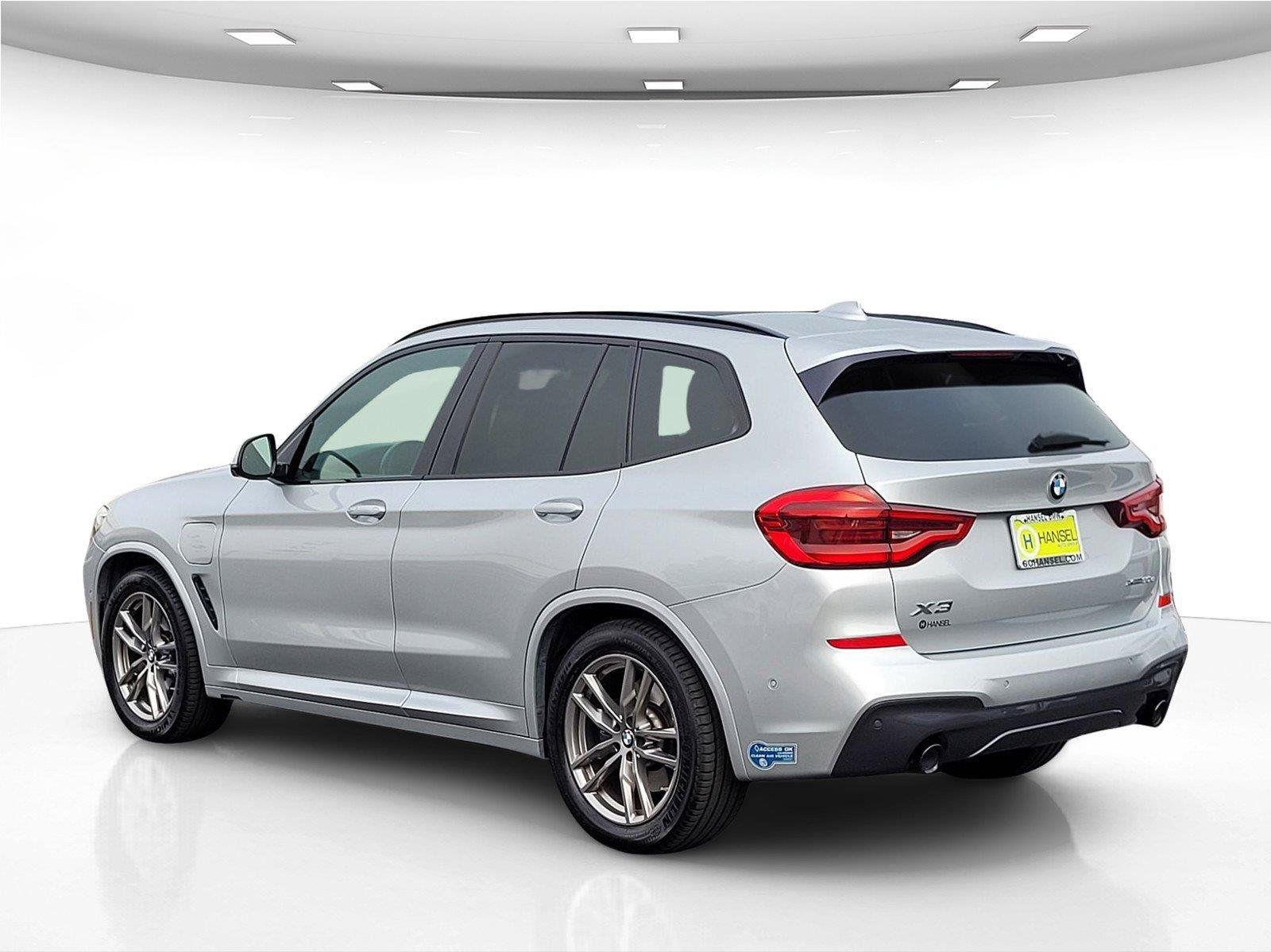 Used 2021 BMW X3 xDrive30e w/ Executive Package AWD/4WD image 8