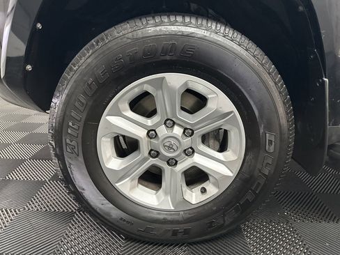 Used 2022 Toyota 4Runner SR5 Premium image 41