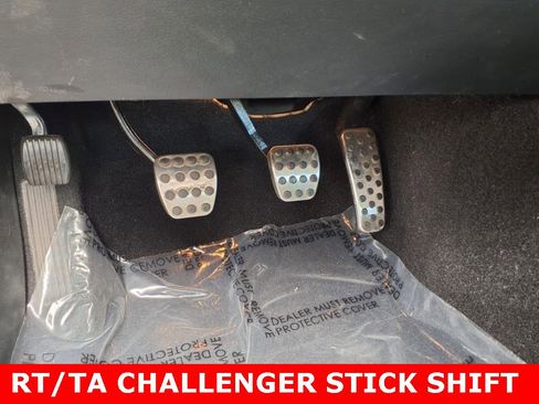 Used 2023 Dodge Challenger R/T Scat Pack w/ T/A Package image 13