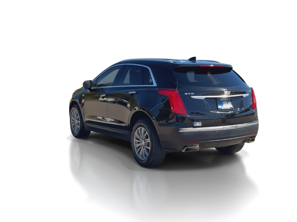 Certified 2017 Cadillac XT5 Luxury FWD image 7