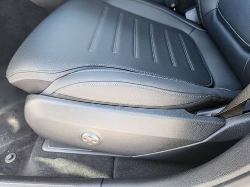 Certified 2026 Mercedes-Benz GLC 300 4MATIC image 9