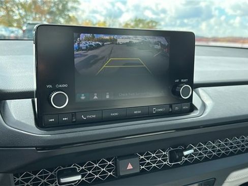 Used 2024 Honda Accord EX image 21