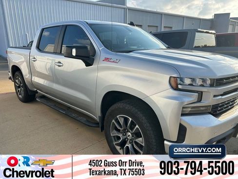 Used 2019 Chevrolet Silverado 1500 RST AWD/4WD image 1