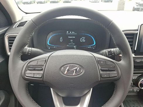 New 2026 Hyundai Venue SEL FWD image 10