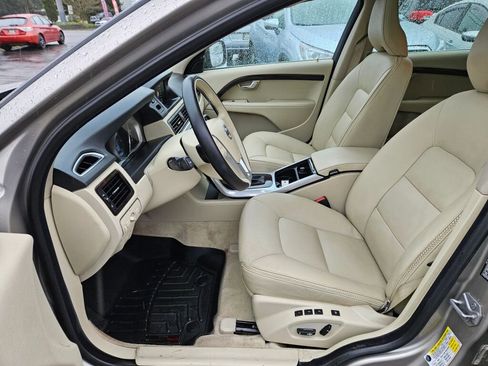 Used 2016 Volvo XC70 T5 Platinum w/ Protection Package image 13