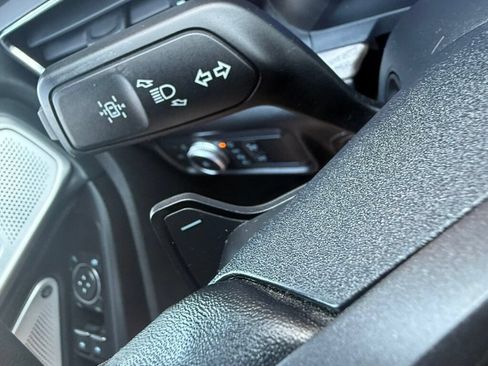 Used 2020 Ford Explorer Platinum w/ Premium Technology Package AWD/4WD image 26
