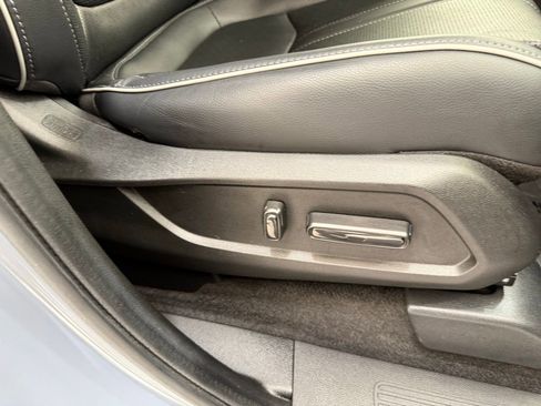 Used 2023 Honda Pilot Elite image 19