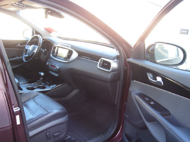 Used 2019 Kia Sorento EX w/ EX Touring Package AWD/4WD image 19