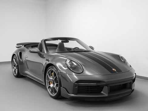 Used 2021 Porsche 911 Turbo S image 10