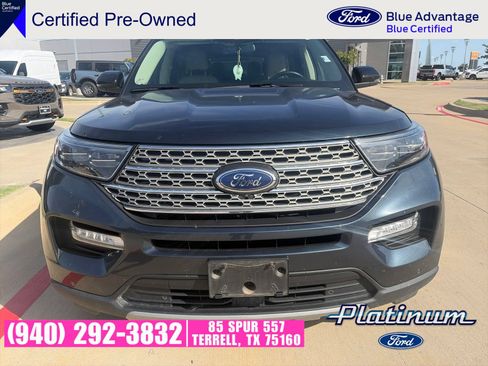 Used 2022 Ford Explorer Limited w/ Equipment Group 301A RWD image 2