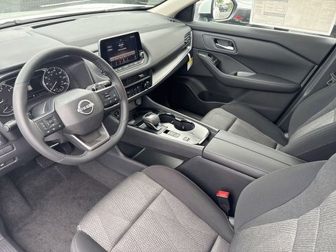 New 2026 Nissan Rogue SV FWD image 10