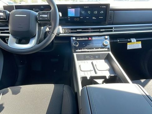 New 2026 Hyundai Santa Fe SE image 18