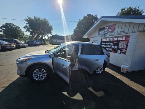 Used 2020 Ford Escape SE AWD/4WD image 24