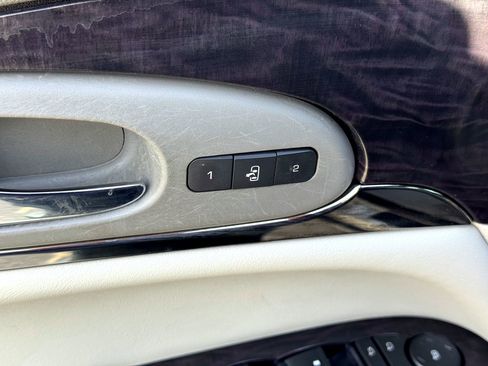 Used 2017 Buick Enclave Premium w/ Experience Buick Package image 17