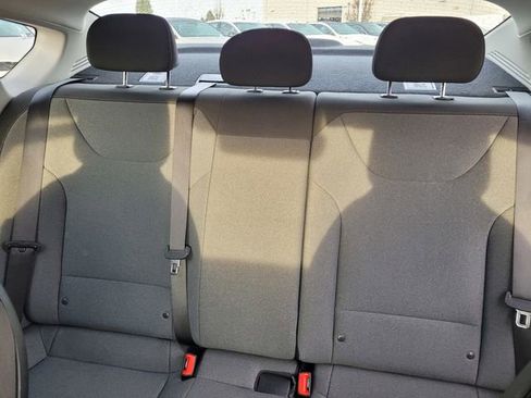 Used 2025 Kia K4 LXS image 10