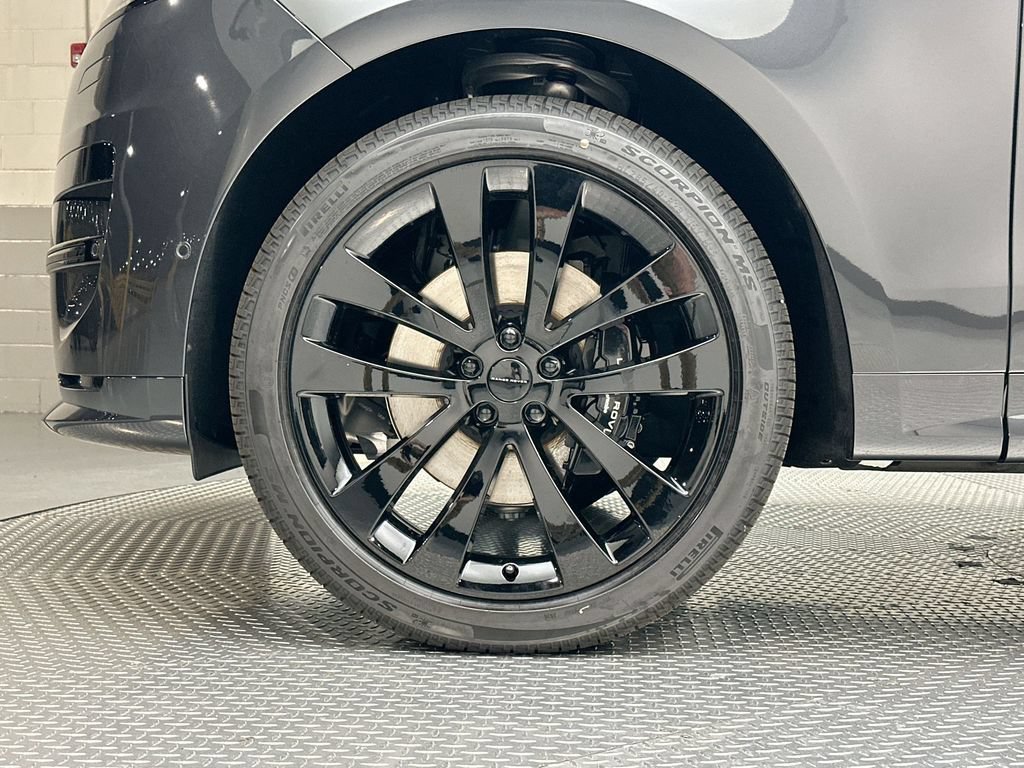 New 2027 Land Rover Range Rover Sport Dynamic SE AWD/4WD image 5