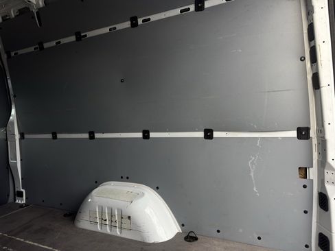 Used 2024 Mercedes-Benz Sprinter 2500 image 15
