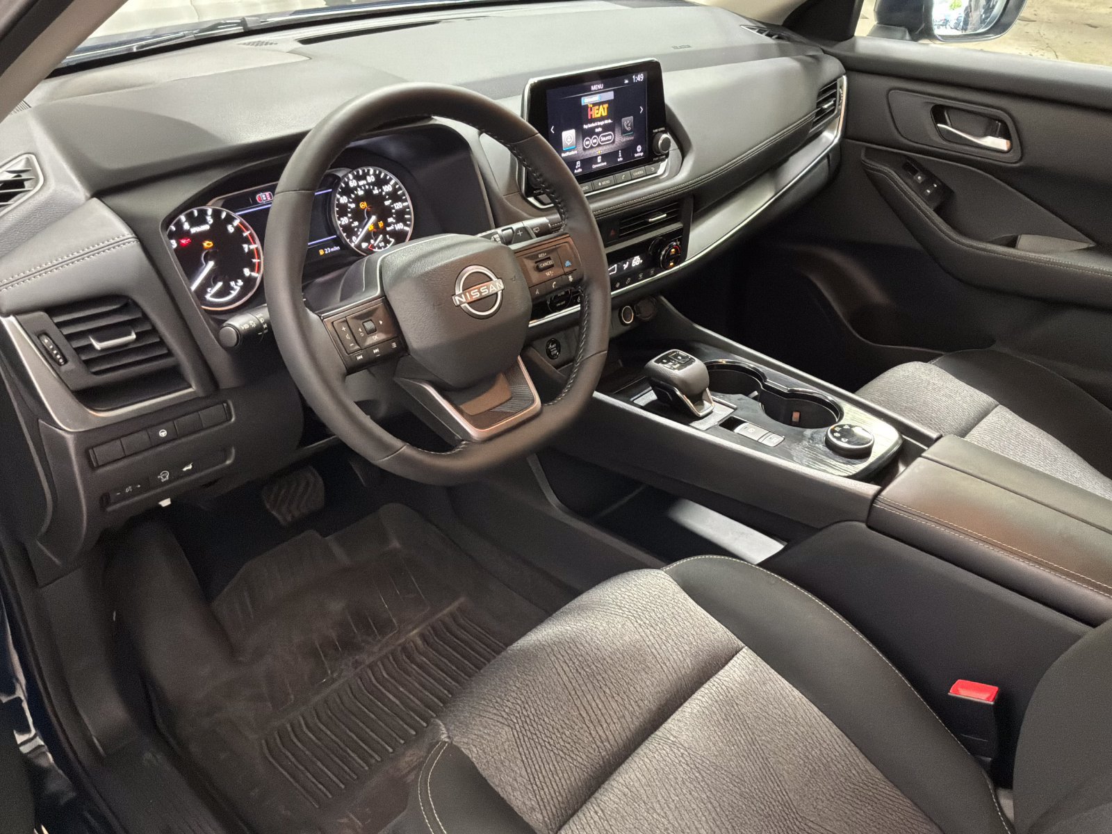 Used 2026 Nissan Rogue SV w/ Cold Weather Package AWD/4WD image 14