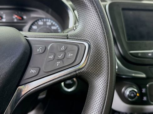 Used 2021 Chevrolet Equinox LS w/ LS Convenience Package image 20