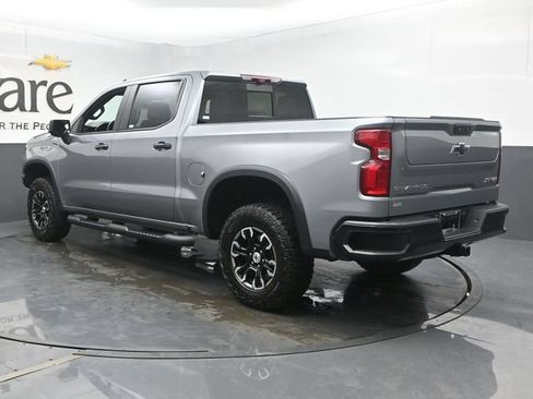 Used 2023 Chevrolet Silverado 1500 ZR2 w/ Technology Package AWD/4WD image 35