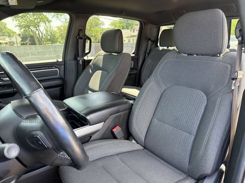 Used 2019 RAM 1500 Big Horn AWD/4WD image 23