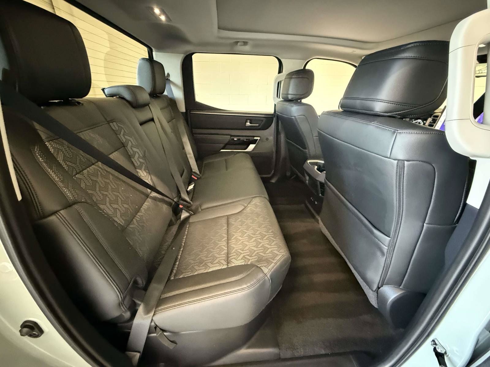 Used 2024 Toyota Tundra Limited AWD/4WD image 16