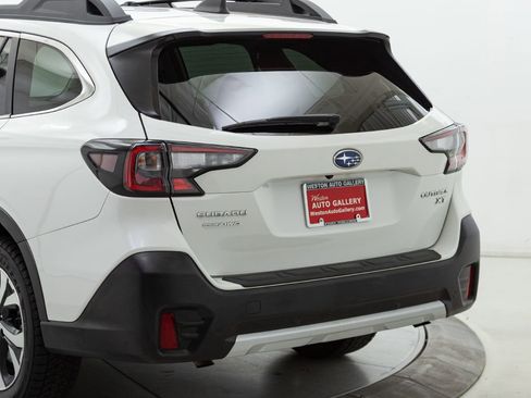 Used 2022 Subaru Outback Limited XT image 13