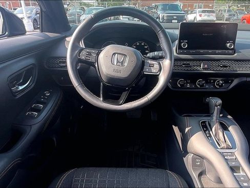 Used 2024 Honda HR-V Sport image 4