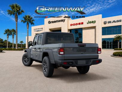 New 2026 Jeep Gladiator Sport
