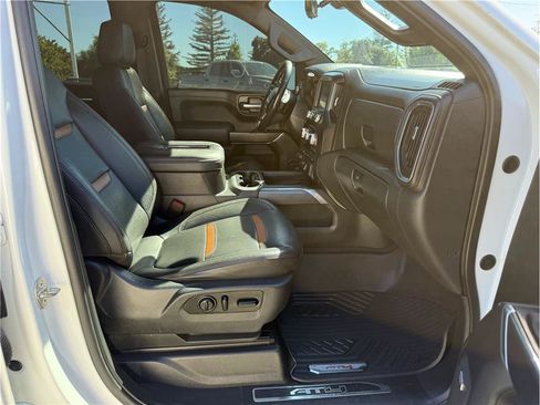 Used 2020 GMC Sierra 1500 AT4 w/ AT4 Premium Package AWD/4WD image 19