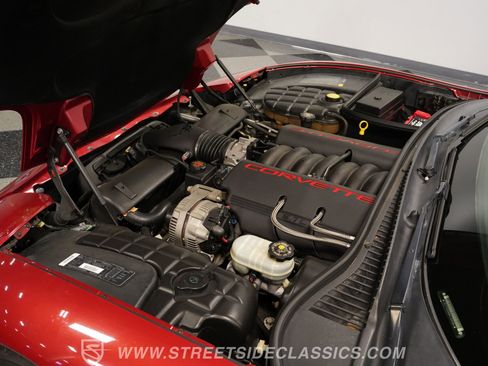 Used 1998 Chevrolet Corvette Coupe image 32